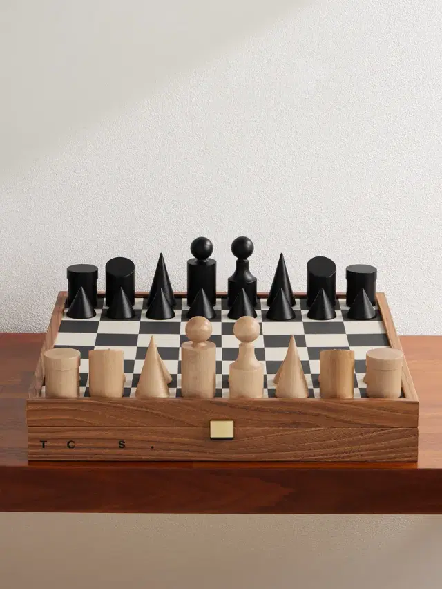 The Conran Shop Milos Wood and Felt Chess Set - Men