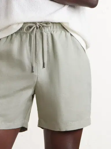 Onia Straight-Leg Linen and Lyocell-Blend Shorts - Men | Thumbnail 5 Onia Straight-Leg Linen and Lyocell-Blend Shorts - Men | Thumbnail 5
