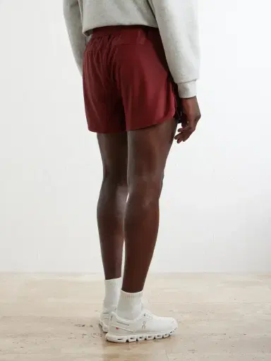 lululemon Pace Breaker Straight-Leg 7" Recycled-Swift™ Shorts - Men | Thumbnail 4 lululemon Pace Breaker Straight-Leg 7" Recycled-Swift™ Shorts - Men | Thumbnail 4