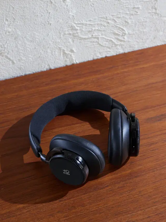 Bang & Olufsen Fragment Beoplay H100 Leather-Trimmed Aluminum Headphones - Men
