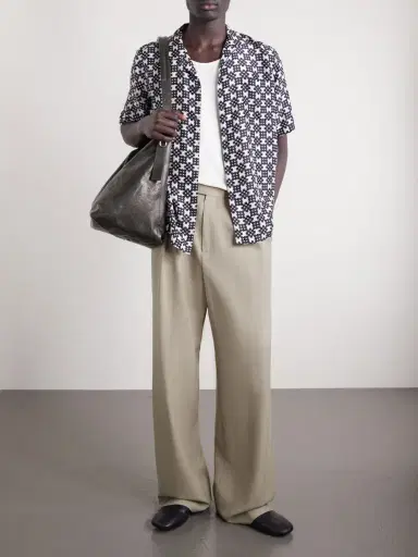 Lemaire Belted Leather Tote Bag - Men | Thumbnail 2 Lemaire Belted Leather Tote Bag - Men | Thumbnail 2