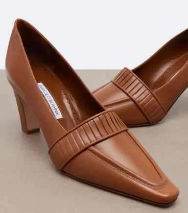 Manolo Blahnik Mindita leather pumps | Thumbnail 2