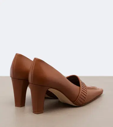 Manolo Blahnik Mindita leather pumps | Thumbnail 4