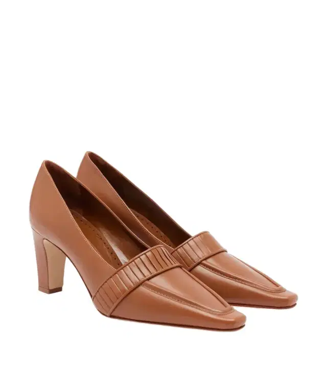 Manolo Blahnik Mindita leather pumps