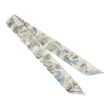 HERMÈS Hermes "Academia Hippica" Blanc, Bleu Clair, Vert Silk | Thumbnail 2 HERMÈS Hermes "Academia Hippica" Blanc, Bleu Clair, Vert Silk | Thumbnail 2