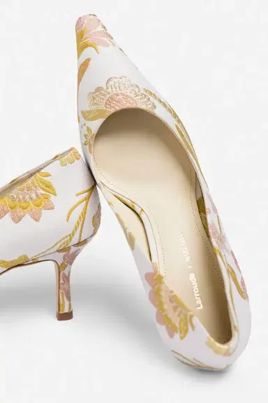 Markarian Larroudé by Markarian: Pump Mist Floral Brocade | Thumbnail 4