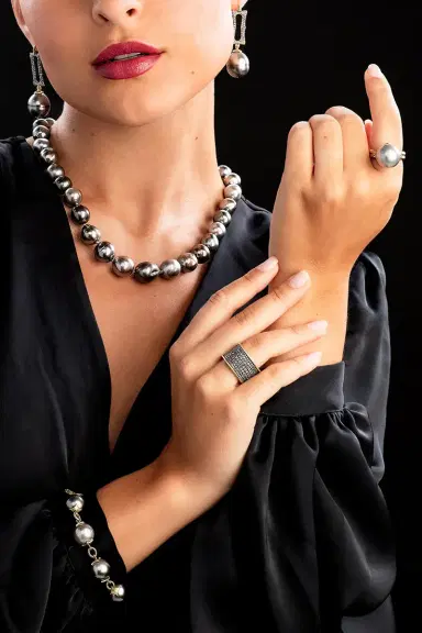 LEIGH MAXWELL Tahitian Pearl Diamond Bahari Ring | Thumbnail 2