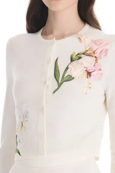 Oscar de la Renta Embroidered Crysanthemum Cardigan | Thumbnail 3 Oscar de la Renta Embroidered Crysanthemum Cardigan | Thumbnail 3