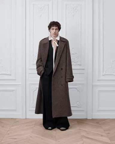 Dior Belted Coat | Thumbnail 3