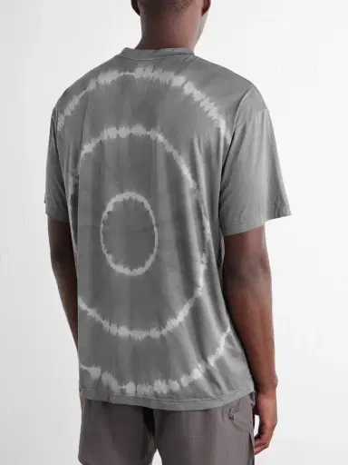 Satisfy Logo-Print Tie-Dyed AuraLite™ T-Shirt - Men | Thumbnail 4 Satisfy Logo-Print Tie-Dyed AuraLite™ T-Shirt - Men | Thumbnail 4