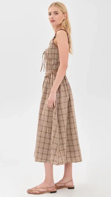 Moon River Smocked Lace Insert Midi Dress | Thumbnail 4 Moon River Smocked Lace Insert Midi Dress | Thumbnail 4