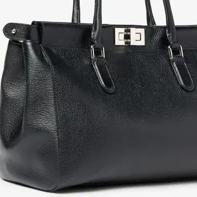 Fendi Peekaboo Tote Small | Thumbnail 5 Fendi Peekaboo Tote Small | Thumbnail 5