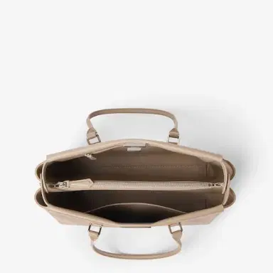 Fendi Peekaboo Tote Small | Thumbnail 4 Fendi Peekaboo Tote Small | Thumbnail 4