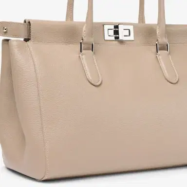 Fendi Peekaboo Tote Small | Thumbnail 5 Fendi Peekaboo Tote Small | Thumbnail 5