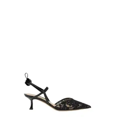 Fendi Streamlined and feminine Very Colibrì slingbacks | Thumbnail 1 Fendi Streamlined and feminine Very Colibrì slingbacks | Thumbnail 1