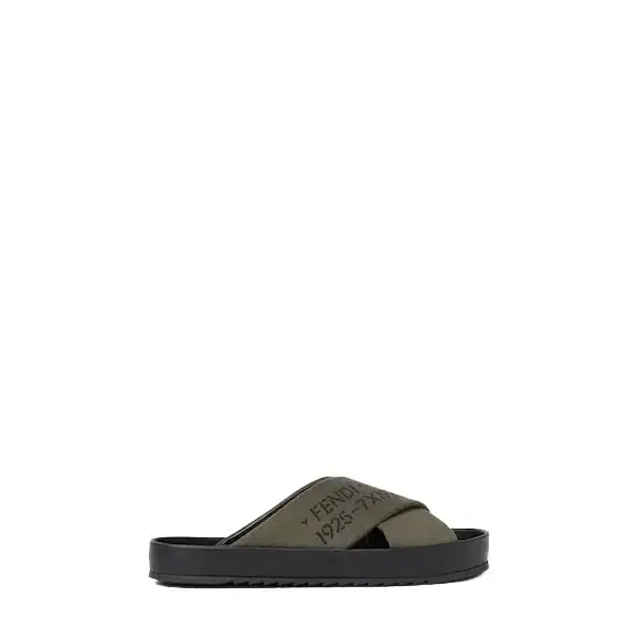 Fendi Two wide bands cross in a symmetrical embrace to create