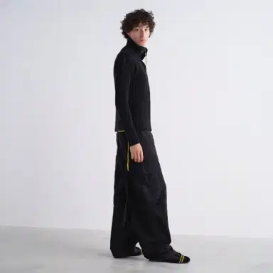 Fendi Cardigan with a very high collar, customised | Thumbnail 4 Fendi Cardigan with a very high collar, customised | Thumbnail 4