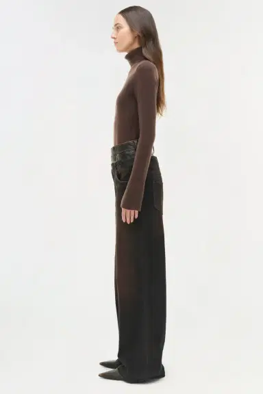 Simkhai Fenwick Cashmere Turtleneck | Thumbnail 4 Simkhai Fenwick Cashmere Turtleneck | Thumbnail 4