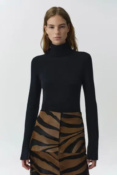 Simkhai Fenwick Cashmere Turtleneck | Thumbnail 3 Simkhai Fenwick Cashmere Turtleneck | Thumbnail 3