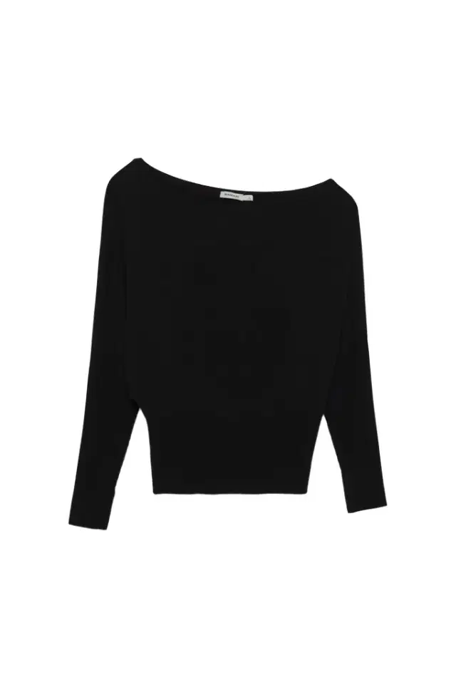 Lavina Sweater Lavina Sweater