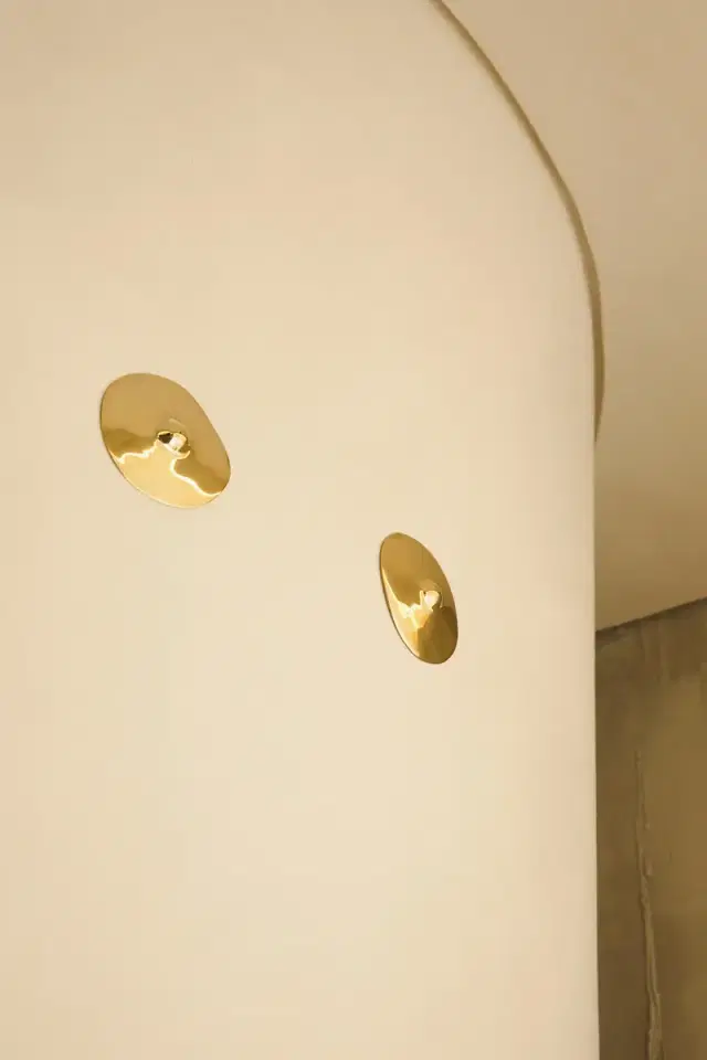 Simkhai Wall Nipples