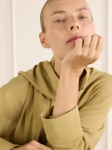 SHAY 18-karat Gold, Emerald And Diamond Ring | Thumbnail 4