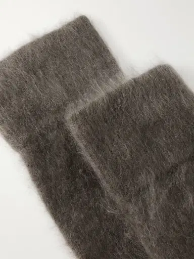 Lisa Yang Brushed Cashmere Socks | Thumbnail 2 Lisa Yang Brushed Cashmere Socks | Thumbnail 2