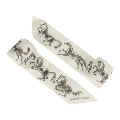 HERMÈS Hermes "Chevaux En Liberte" Bronze, Vert De Gris, Blanc Multi Silk Twilly Pair | Thumbnail 4