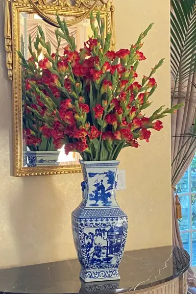 Winward Home Red Gladiolus in Vase | Thumbnail 2