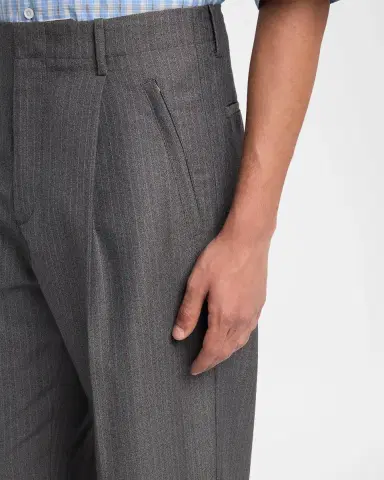 Bottega Veneta Men's Cargo Pocket Shadow Stripe Pleated Trousers | Thumbnail 5 Bottega Veneta Men's Cargo Pocket Shadow Stripe Pleated Trousers | Thumbnail 5