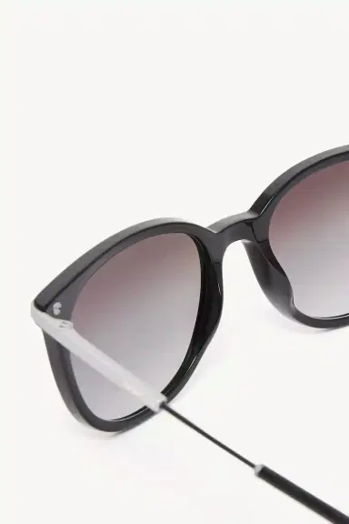Moncler Lunettes Korra Oval Sunglasses | Thumbnail 7