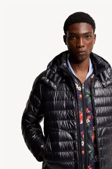 Moncler Lauros Hooded Short Down Jacket | Thumbnail 8
