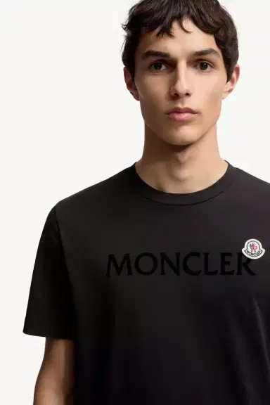 Moncler Flocked Logo Cotton T-shirt | Thumbnail 7