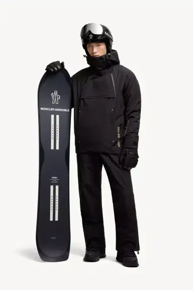 Moncler Grenoble X Whitespace Snowboard | Thumbnail 3 Moncler Grenoble X Whitespace Snowboard | Thumbnail 3