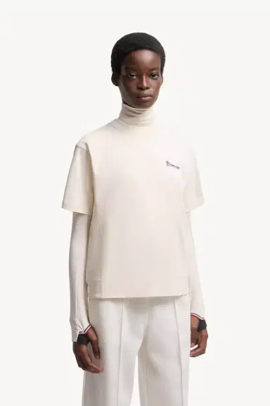 Moncler Grenoble Embossed Logo Cotton T-shirt | Thumbnail 4 Moncler Grenoble Embossed Logo Cotton T-shirt | Thumbnail 4