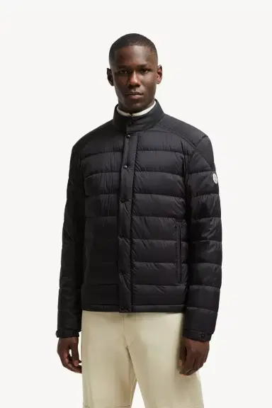 Moncler Selves Short Down Jacket | Thumbnail 5
