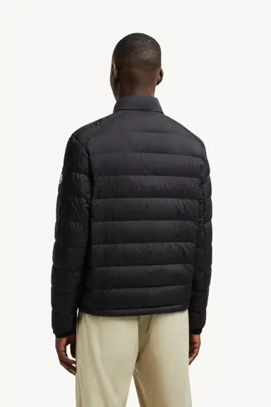 Moncler Selves Short Down Jacket | Thumbnail 6