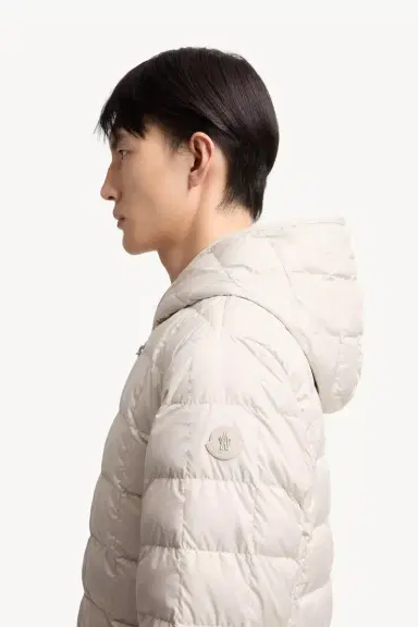 Moncler Tahrir Square-quilted Hooded Down Jacket | Thumbnail 4