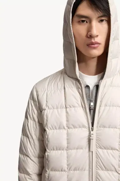 Moncler Tahrir Square-quilted Hooded Down Jacket | Thumbnail 7