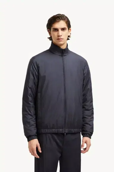 Moncler Berre Short Down Jacket | Thumbnail 5