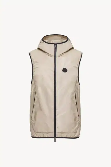 Moncler Moretan Hooded Vest | Thumbnail 2 Moncler Moretan Hooded Vest | Thumbnail 2