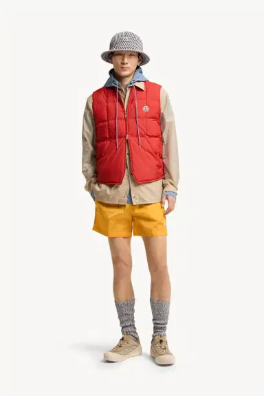 Moncler Elberton Square-quilted Down Vest | Thumbnail 3