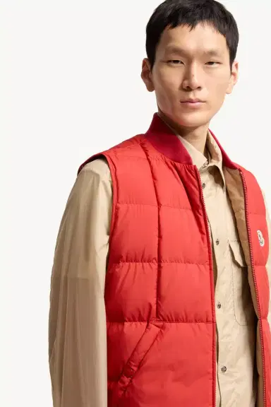 Moncler Elberton Square-quilted Down Vest | Thumbnail 7