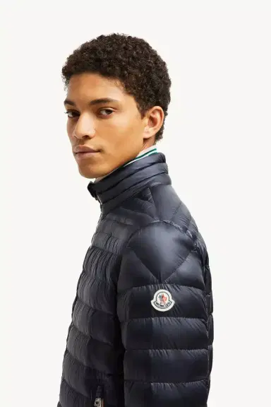 Moncler Daniel Short Down Jacket | Thumbnail 4
