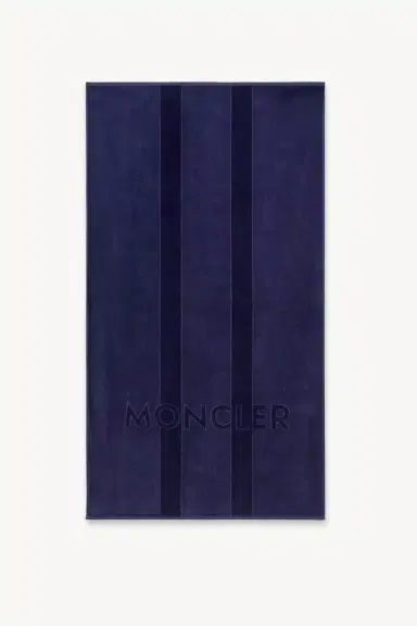 Moncler Logo Cotton Beach Towel | Thumbnail 2 Moncler Logo Cotton Beach Towel | Thumbnail 2