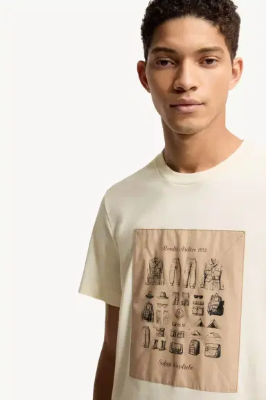 Moncler Safari Wardrobe Print Cotton T-shirt | Thumbnail 7