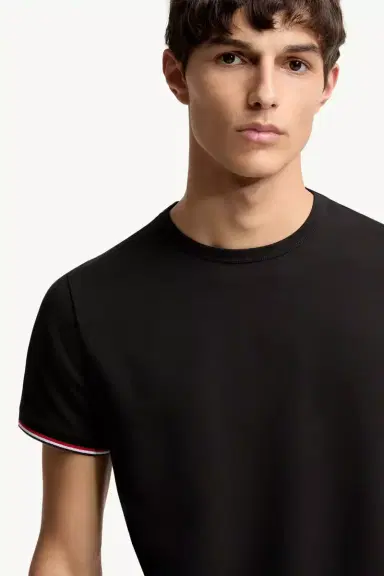 Moncler Tricolor-trimmed Cotton T-shirt | Thumbnail 7