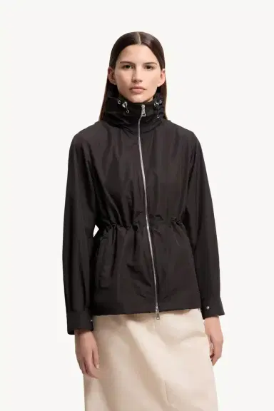 Moncler Enette Hooded Short Parka | Thumbnail 5