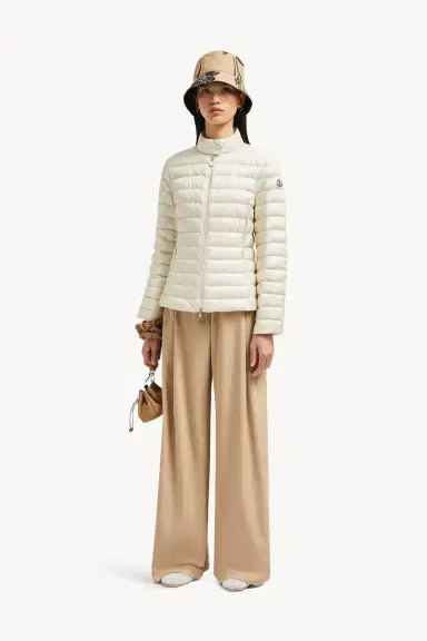 Moncler Igelle Short Down Jacket | Thumbnail 3