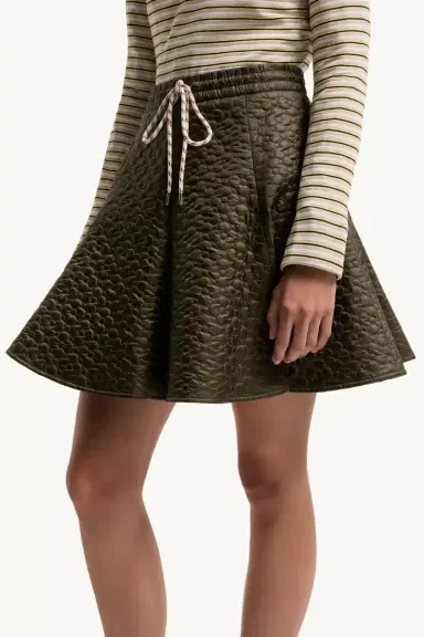 Moncler Floral-quilted Padded Mini Skirt | Thumbnail 4 Moncler Floral-quilted Padded Mini Skirt | Thumbnail 4